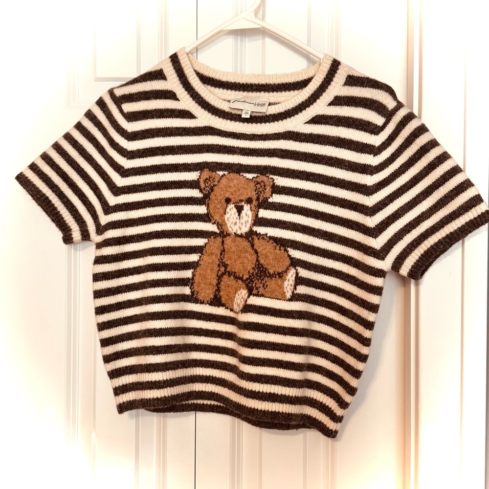 Freshman 1996 brand Teddy bear crop Monochrome Striped Knit sweater. New